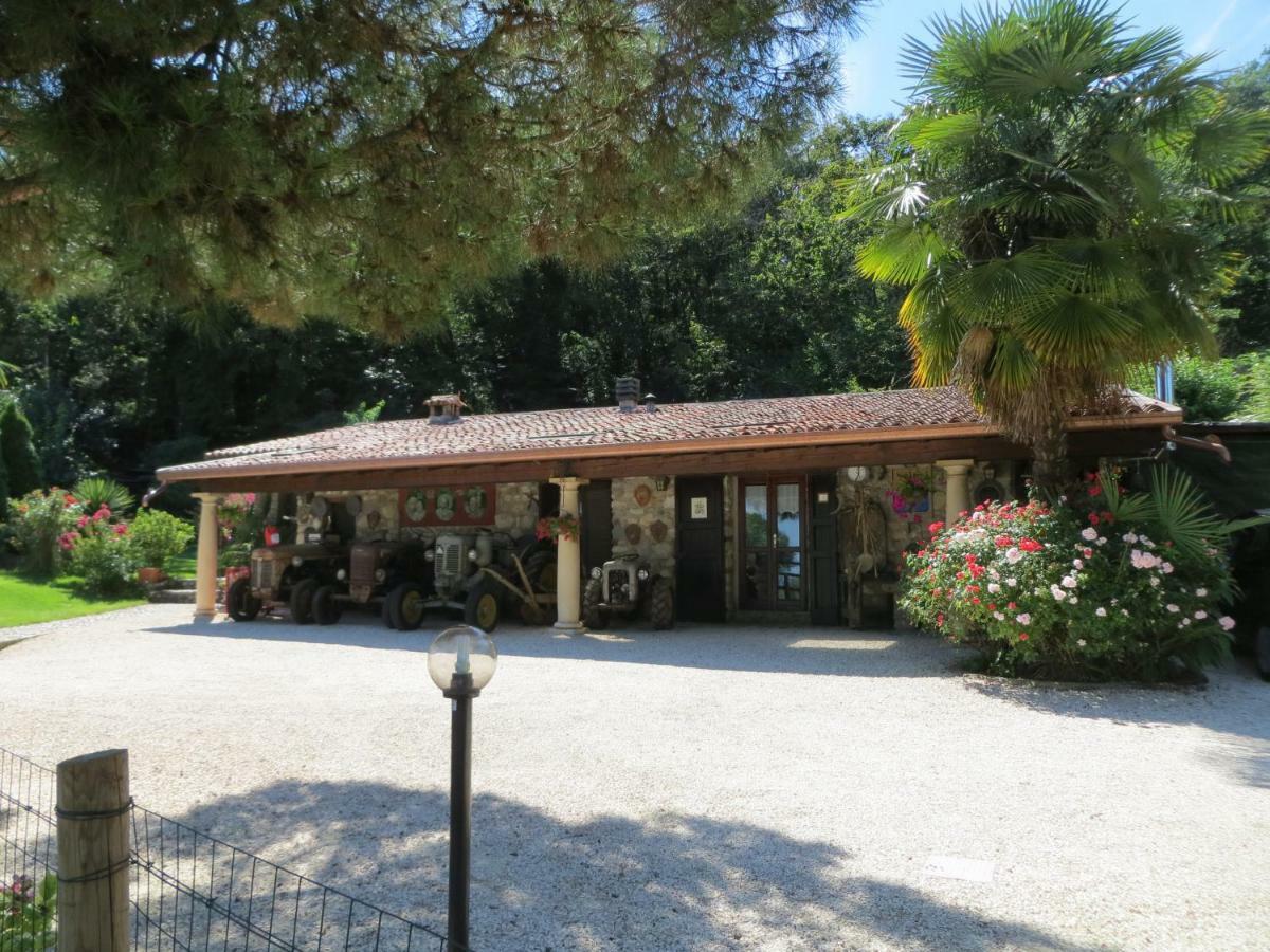 Monte Lago Polpenazze del Garda Exterior photo